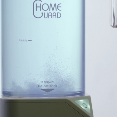 Water spray ionizer for removing bacteria and viruses